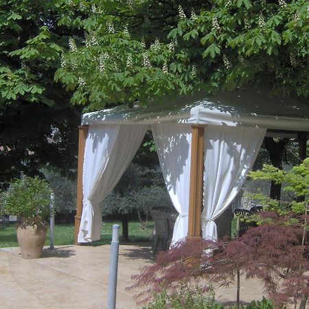 Albergo Ristorante Aquila Сульцано Экстерьер фото
