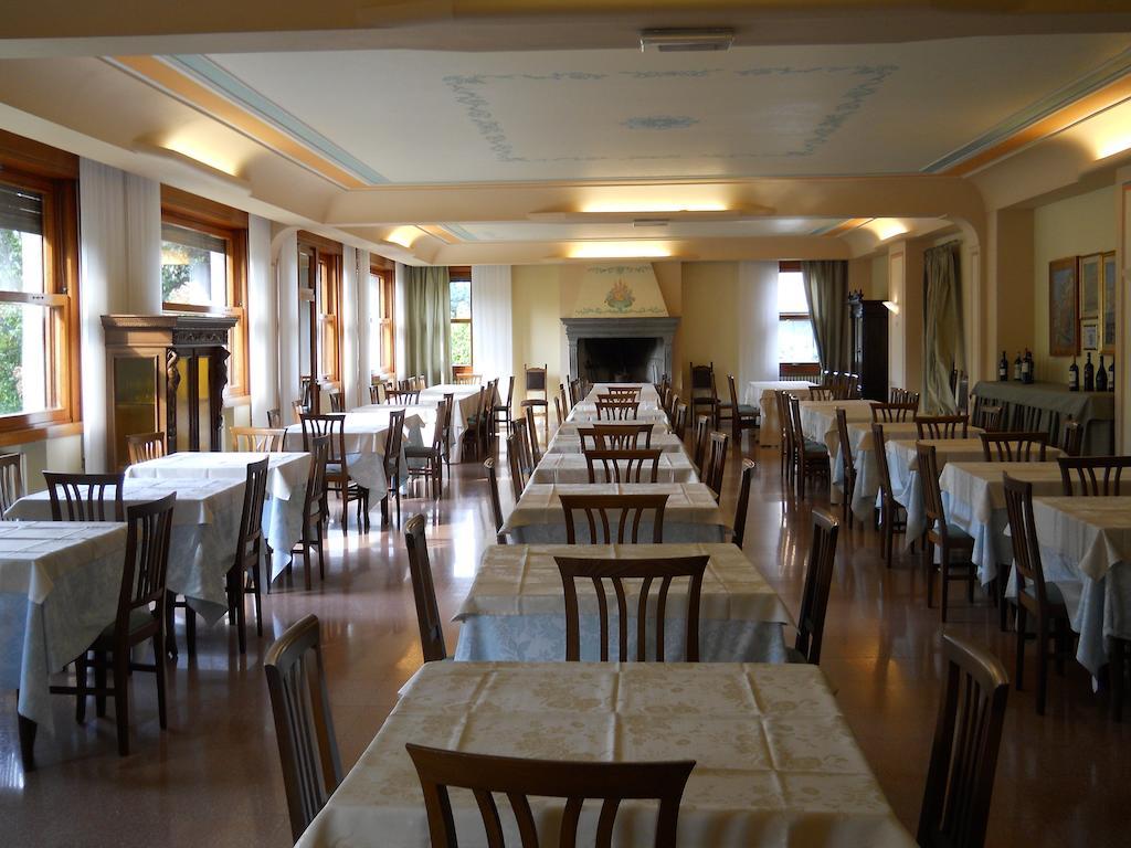Albergo Ristorante Aquila Сульцано Экстерьер фото