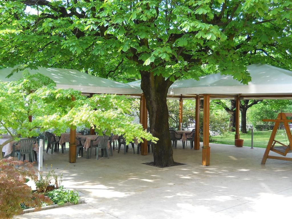 Albergo Ristorante Aquila Сульцано Экстерьер фото