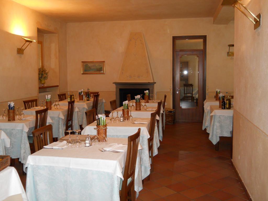 Albergo Ristorante Aquila Сульцано Экстерьер фото